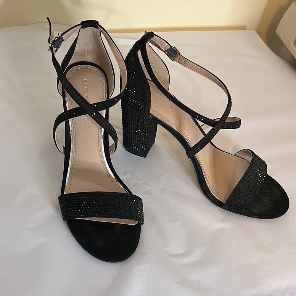 Kelly and Kate Paloona Elegant Black Rhinestone Strappy Sandals Block Heel 9